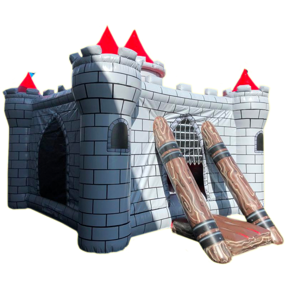 Château fort avec toboggan et chevaux